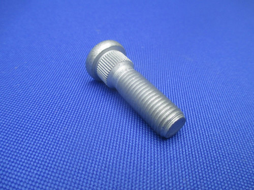 wheel-bolt-front-1